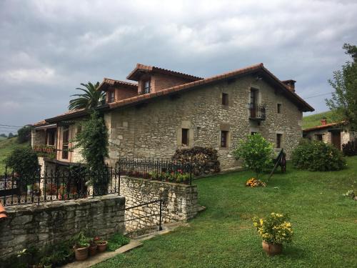 Hinojedo House | Casa Los Laureles