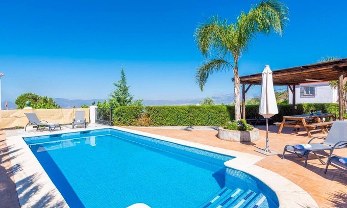 Canillas de Aceituno Villa | Casa Los Naranjos Canillas de Aceituno by Ruralidays