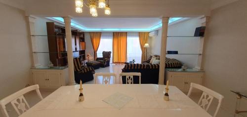 Arenas de San Pedro Apartment | Casa LuzValle