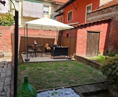 Asti Apartment | Casa Magenta