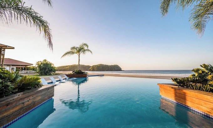 Las Escobas del Venado Condo | Casa Mar, Stylish Condo at Blue Venao