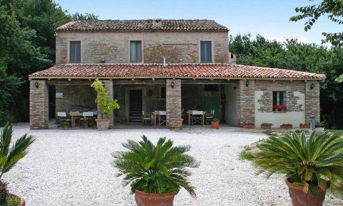 Granarola Apartment | Casa Mare Holiday in Vallugola
