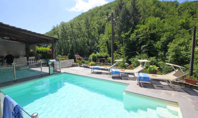 Pascoso House | Casa Maresa in Garfagnana with Private Pool, Garten, WIFI & SAT TV