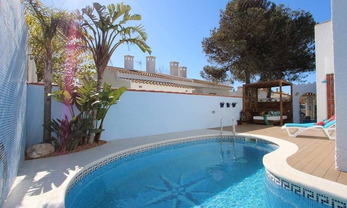 Riumar House | CASA MARINERA,Ideal house for your holidays near the sea, free wifi, optional air conditioning, private pool, pets allowed, dog’s beach