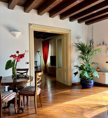 Taglio di Po House | Casa Martita