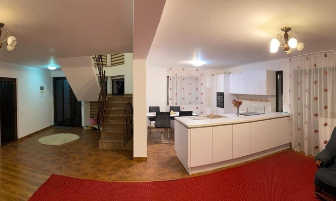 Miroslava Villa | Casa Miroslava