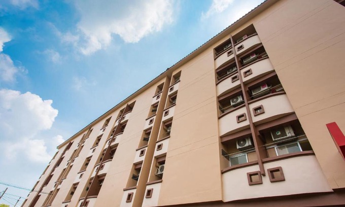 Racha Thewa Hotel | Casa Narinya @ Suvarnabhumi Airport