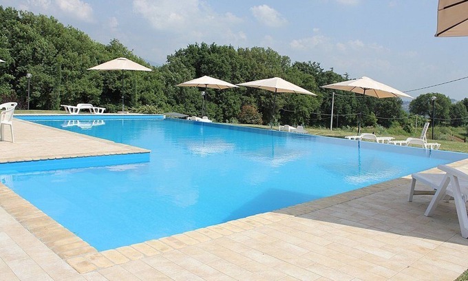 Tarano House | Casa Norberto B, fully refundable with voucher*: A welcoming apartment located on top of a small hill.