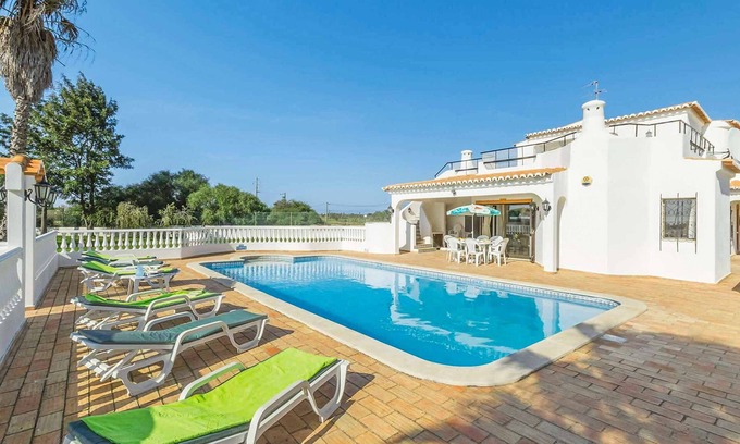 Monte Raposo Villa | Casa Omar - Three Bedroom Villa, Sleeps 6