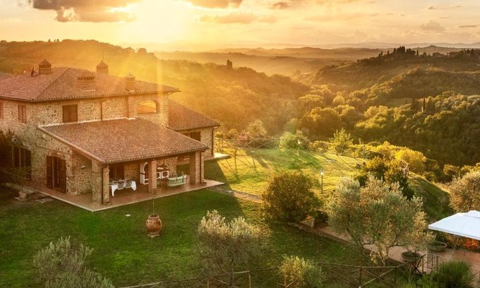 Trequanda Villa | Casa Ora d'Oro - PANORAMIC VIEWS/POOL/PRIVATE GARDEN