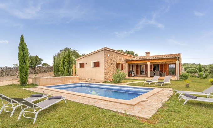 Sineu House | Casa Otonyo - natural stone finca with private pool between Sineu and Ariany