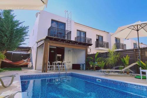 Kapparis Villa | Casa Palmera