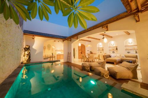 Sunset Road Villa | Casa Pamela