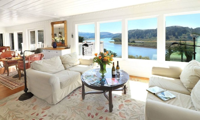 Jenner House | Casa Panama: Relax in Luxury on the Sonoma Coast