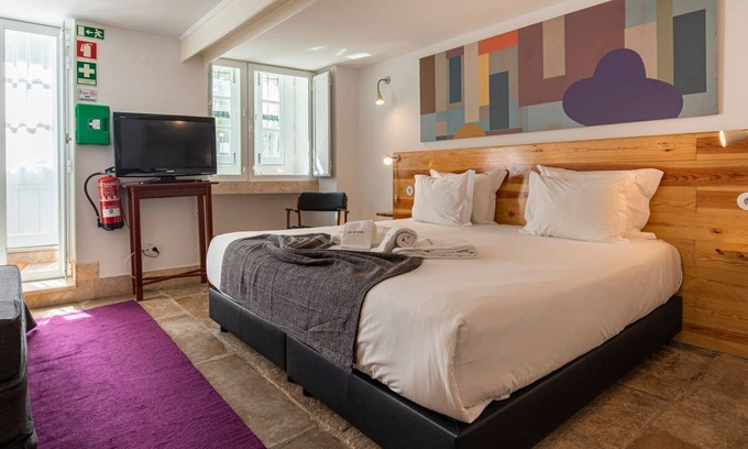 Sintra Apartment | Casa Pendôa 11 | Twin Room | Self Check-in Online