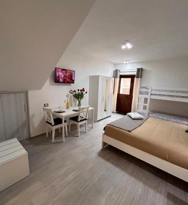 Sant'Antioco Apartment | Casa PEPPINA