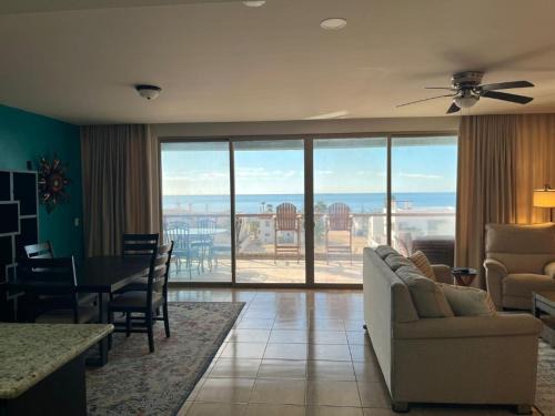 Las Conchas Apartment | Casa Perrine at Linda Vista 2-412
