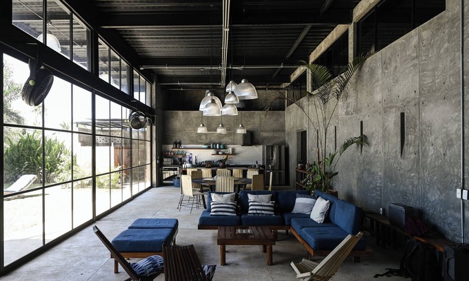 Emiliano Zapata House | Casa Pijiji- Unique industrial style home in Puerto escondido