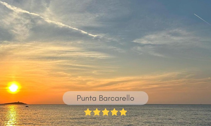 Sferracavallo Apartment | Casa Punta Barcarello, Sferracavallo fronte mare e tramonti da sogno, a due passi dalla splendida spiaggia di Mondello