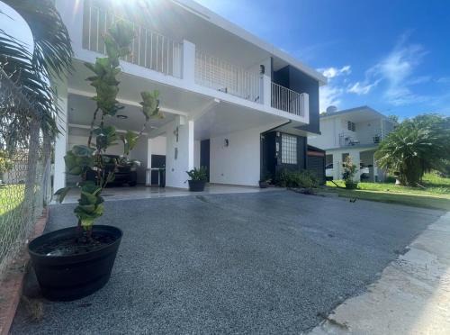 Borinquen House | Casa Ramos