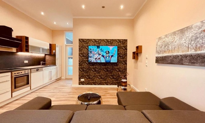 Dittelstedt Apartment | CASA REHSE I Loft-Apartment mit Gartenblick I kostenlos Parken & WLAN I Self-Check-in I 55Zoll-Smart&Kabel-TV I ÖPNV