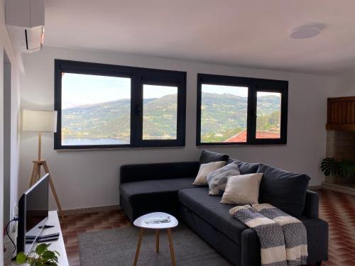 Rio Caldo House | Casa Rodrigues