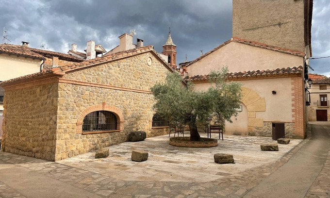 Berge House | Casa Rural El Ahora, tradition, art and design.