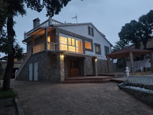 Albalate de Zorita House | Casa Rural EL Mogollón