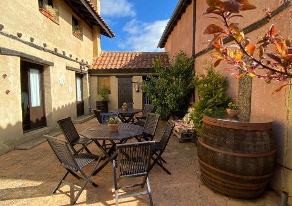 San Cristobal de Boedo House | Casa Rural Dos Reales