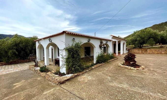 Fondon Ski Chalet | Casa Rural Los Caleros