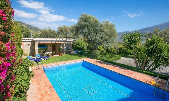 Orgiva Ski Chalet | Casa Rural Los Naranjos