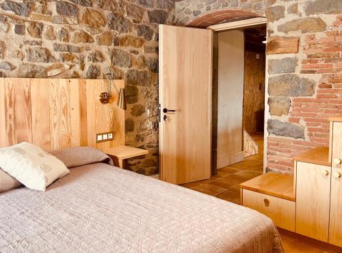 L'Esquirol House | Casa rural Mas Arimany
