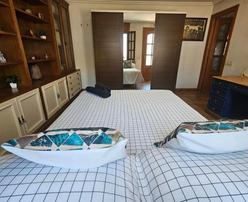 Valtierra House | Casa Rural "OLIVER"