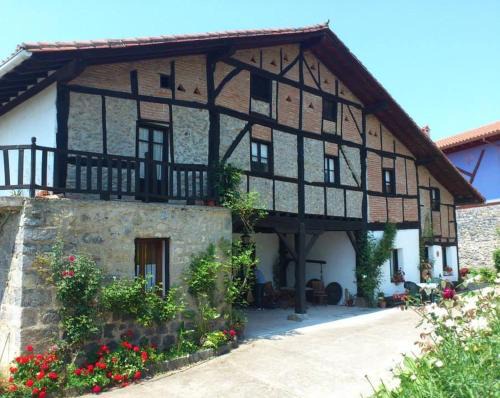 Gautegiz Arteaga House | Casa Rural Ozollo