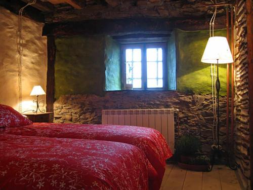 Pradena de Atienza House | Casa Rural Sobre Fábulas