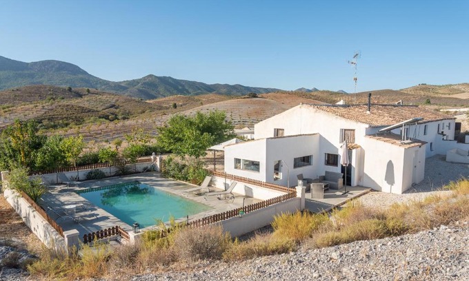 Velez Rubio Bed & Breakfast | Casa Rural VILLA MELUSINE