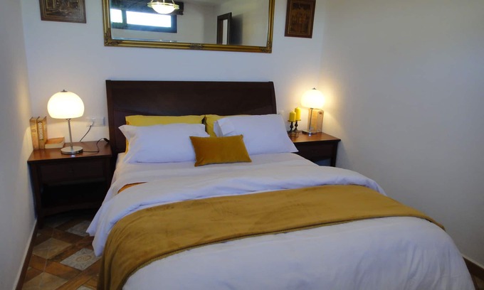 Alora Apartment | Casa Serenity, a stylish comfortable one bedroom apartment.