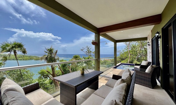 Roatan Villa | Casa Sirena @Parrot Tree Plantation