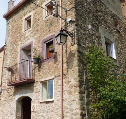 Camarasa House | Casa Sisco, dins de la Vall d'Àger