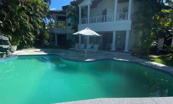 Cidade Jardim Tom House | Casa Sitio Sao Pedro 40m from the ocean Security by vigilantes and by cameras