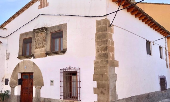 Lupinen-Ortilla House | Casa Solariega
