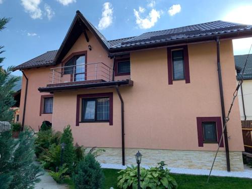 Calimanesti House | Casa Sophia Maria Caciulata