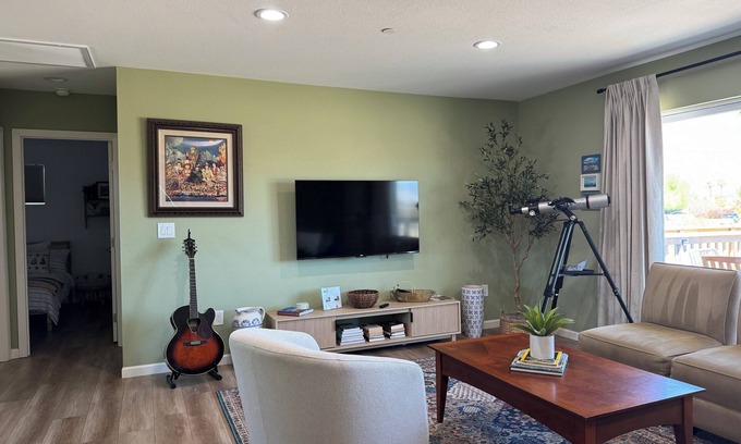 Borrego Springs House | Casa Stargazer, brand new, fast wi-fi, cowboy pool, telescope, and much more!