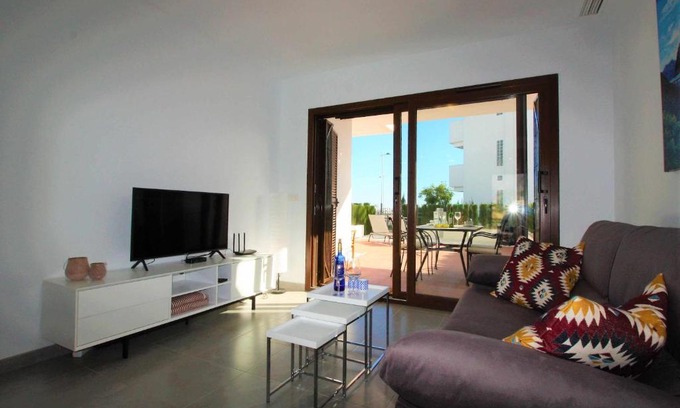 Mar de Pulpi Apartment | Casa Tapas y vino apartamento con jardin y piscina comunitaria