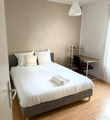 Thiais House | Casa Thiaza - Close to Orly - 6 people - 3 bedrooms