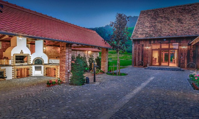 Apold Hotel | Casa Trappold