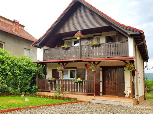Olteni House | Casa Ursului
