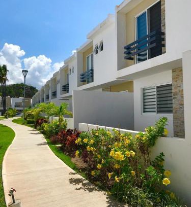 Cerritos House | CASA VACACIONAL PARA 8 PERSONAS EN CERRITOS