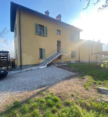 Erba Apartment | Casa vacanza Cascina Ronco- Natura e Relax vicino lago di Como