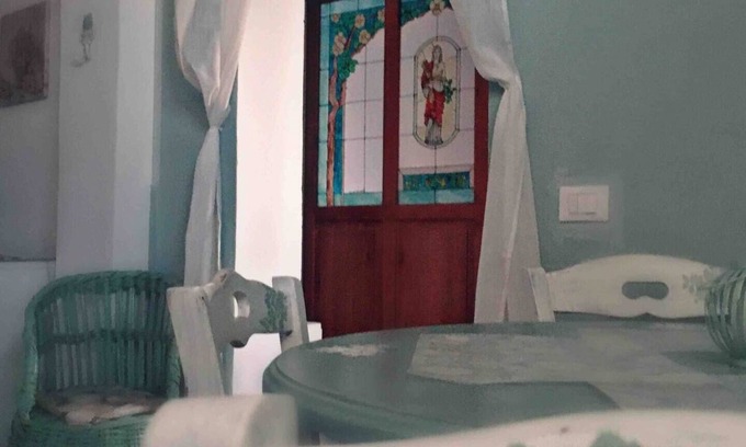 Gioia Tauro House | 𝐂𝐚𝐬𝐚 𝐕𝐚𝐜𝐚𝐧𝐳𝐞 "ᴍᴀɪsᴏɴ ᴅᴇ ʟᴇ ʀᴏsᴇ"